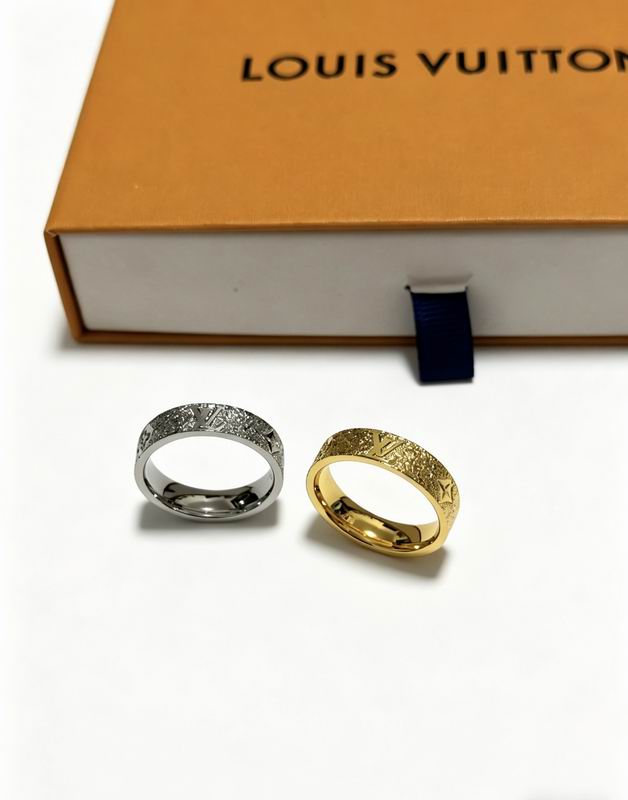 LV Ring 04yxs77
